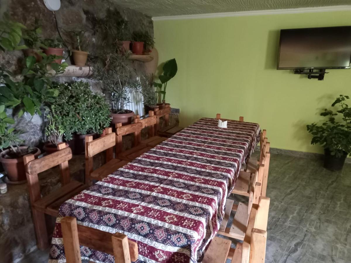 Byurakan Guesthouse & Cottage 外观 照片