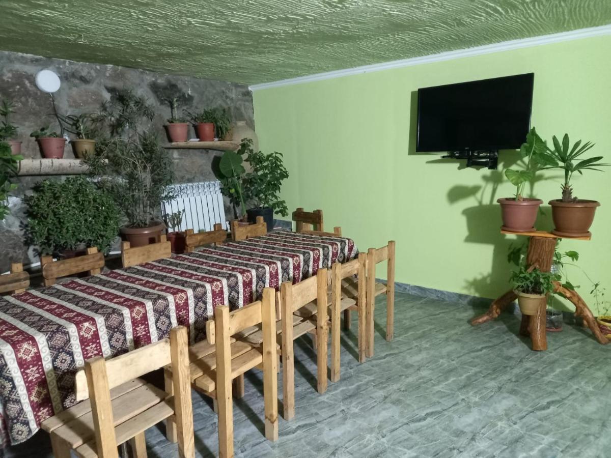 Byurakan Guesthouse & Cottage 外观 照片